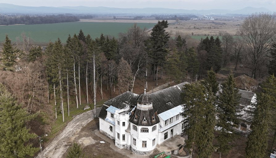 Pogany mansion in Păclișa, Hunedoara, Poklisa, Romania, Romania